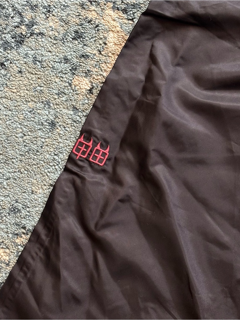 Men's Black Cargo Pants with Contrast Stitching - Picture 8 of 9